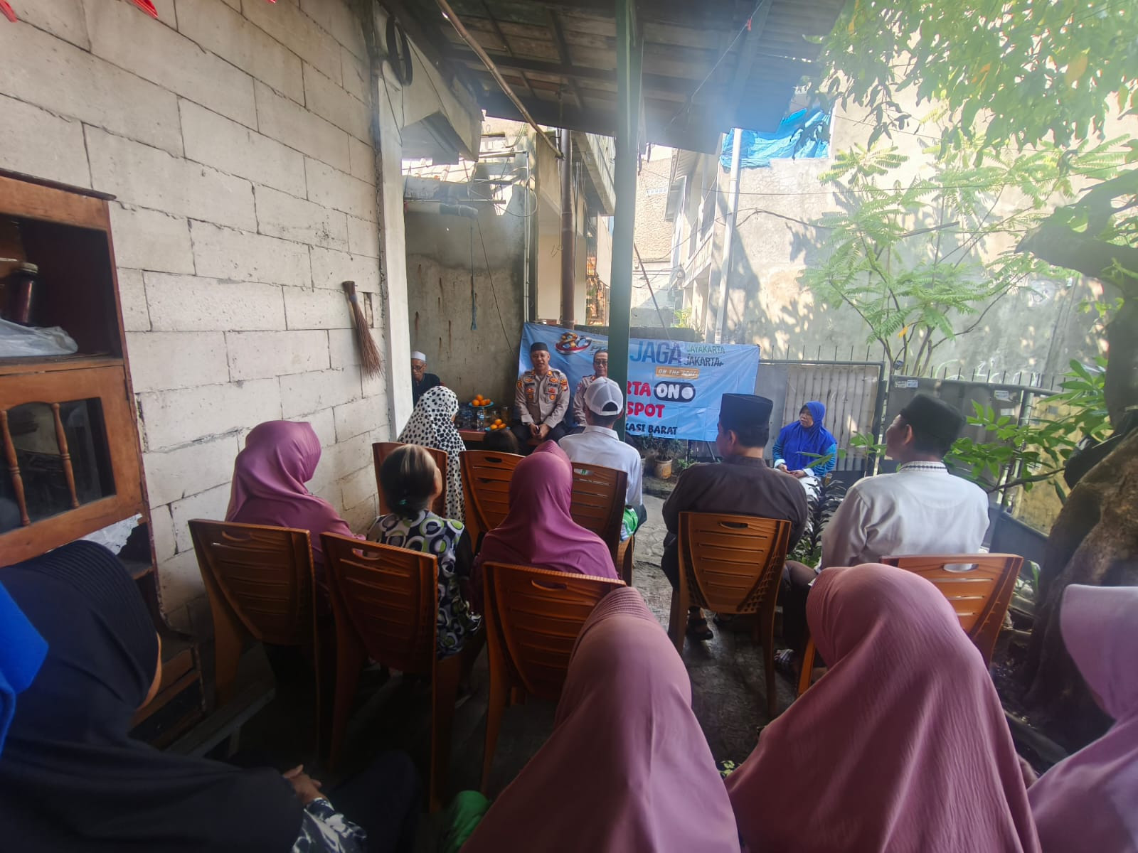Kapolsek Bekasi Barat Ajak Warga Cegah Tawuran dan Judi Online Lewat Jakarta On The Spot