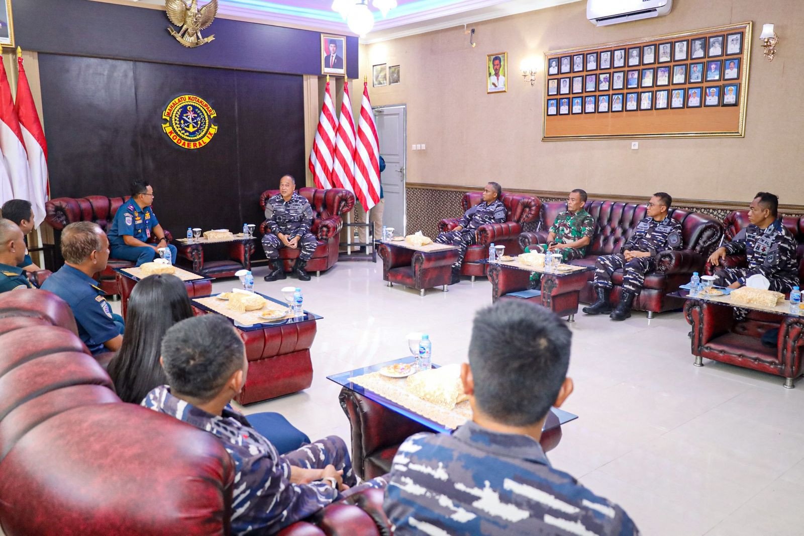 Dankodaeral IX Ambon Terima Courtesy Call Kepala Kantor Kesyahbandaran dan Otoritas Pelabuhan (KSOP) Kelas I Ambon
