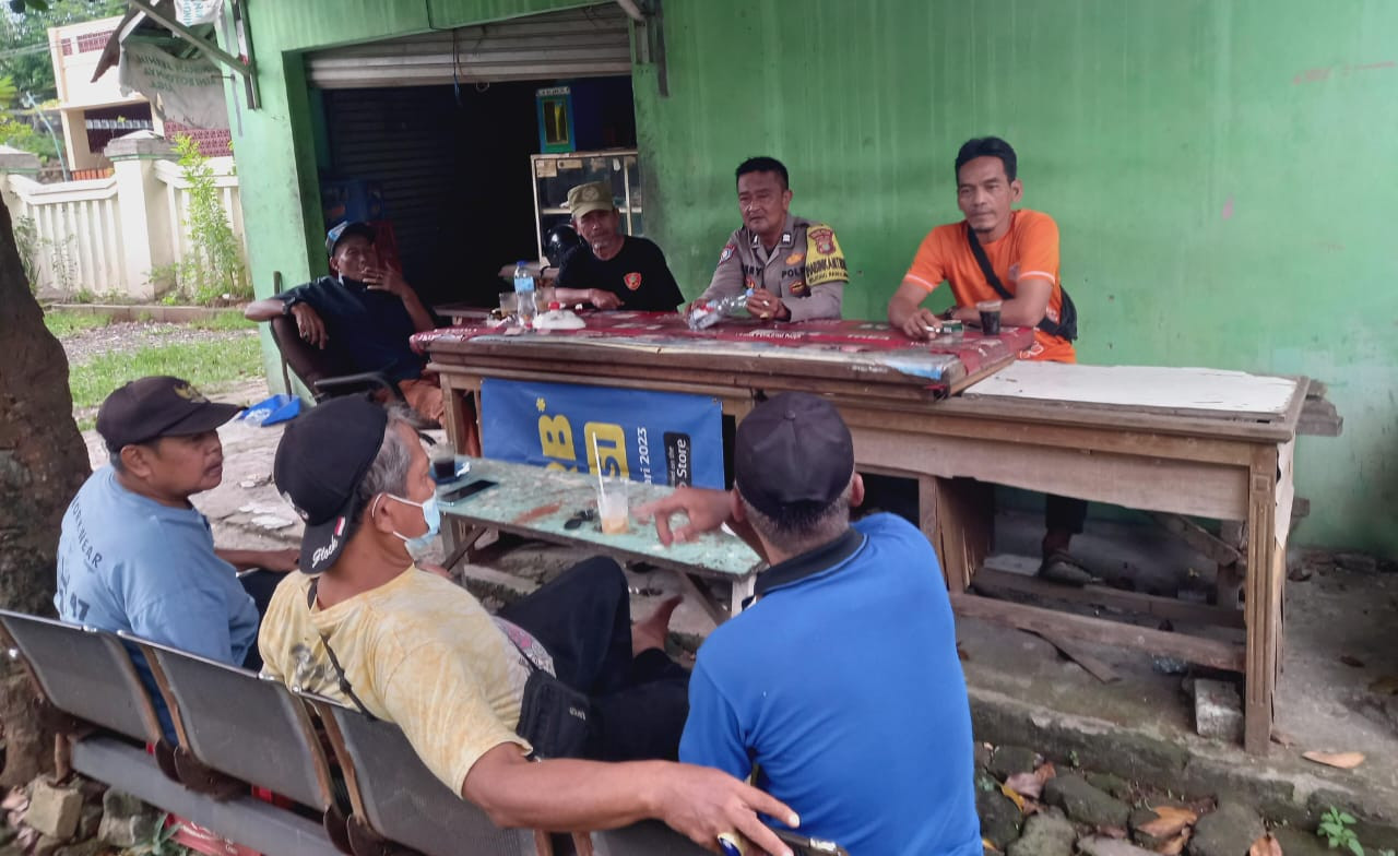 Cegah Curanmor, Bhabinkamtibmas Rawalumbu Sambangi Warga