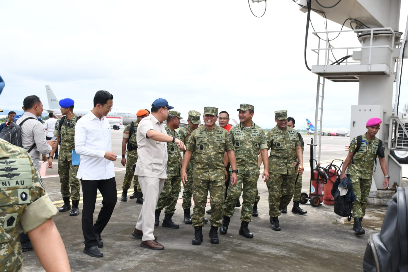 Danlanal Sabang Sambut Kedatangan Kasal dan Kunjungan Presiden RI di Aceh