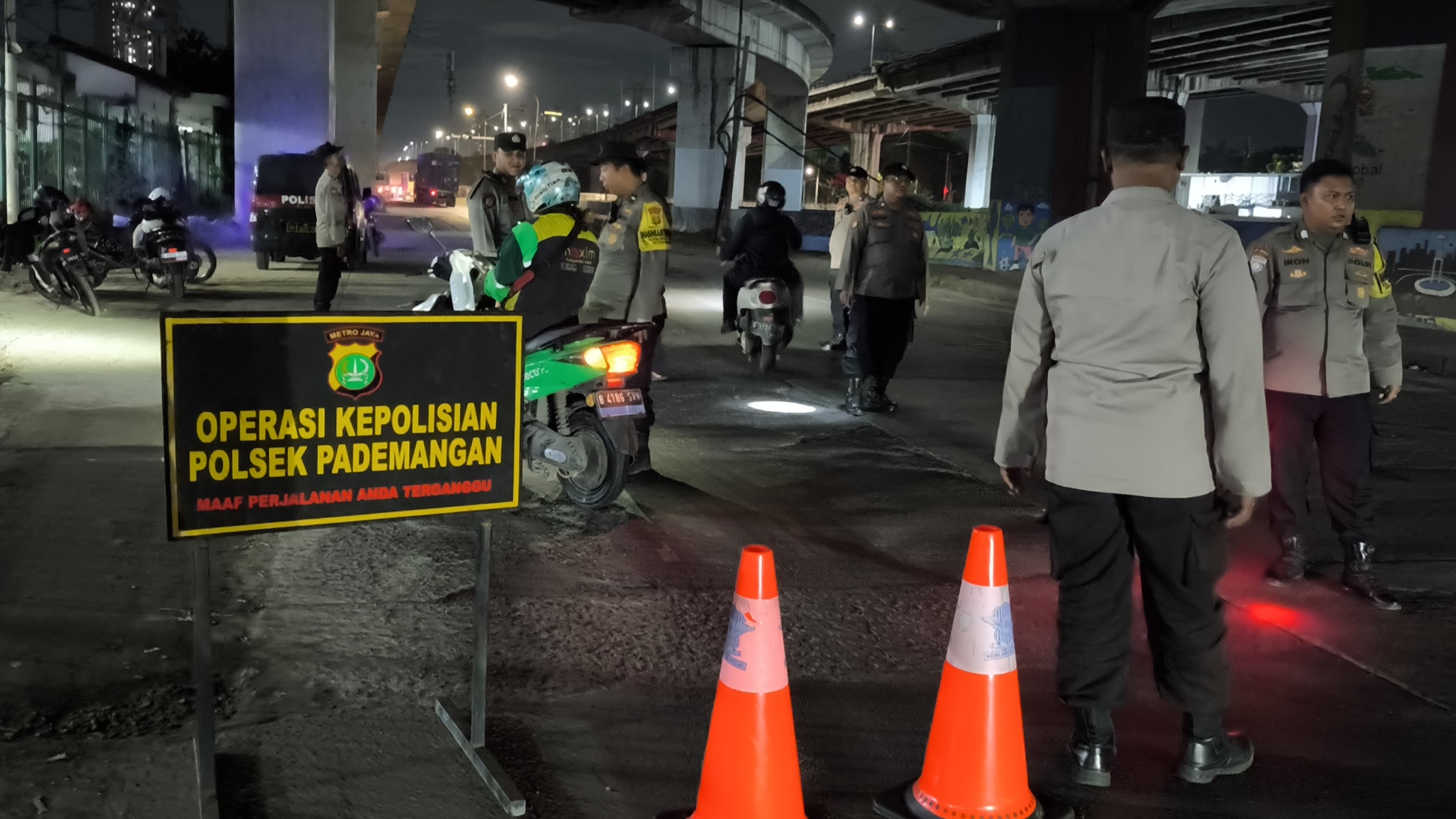 Polsek Pademangan Gelar Patroli KRYD dan Razia Stasioner, Dua Pelaku Penyalahgunaan Narkotika Diamankan