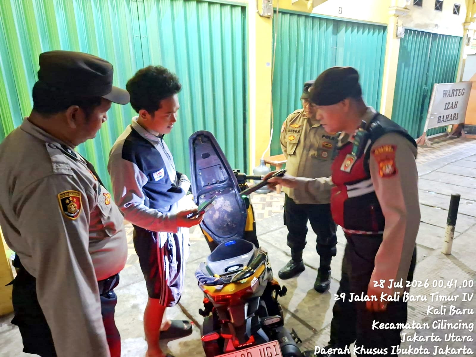 Polsek Cilincing Perketat Pengamanan Malam Lewat Patroli KRYD dan Razia Stasioner, Cegah Tawuran dan Kejahatan Jalanan