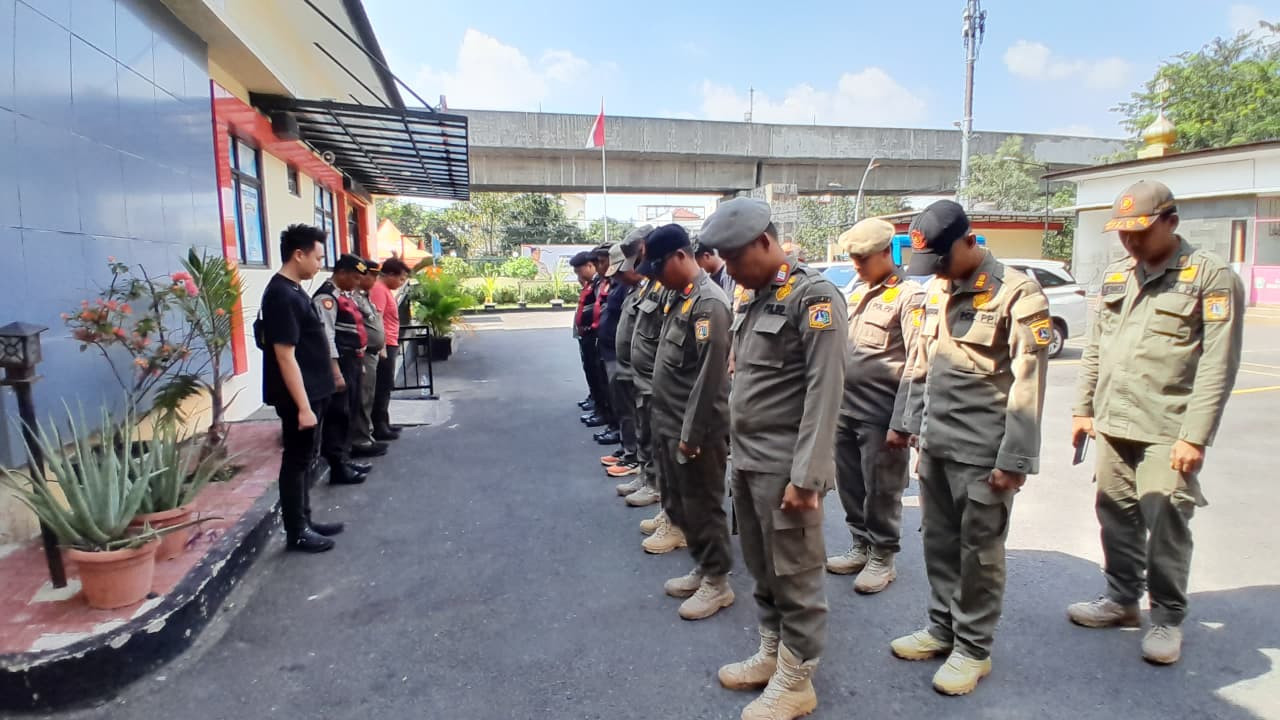 Jaga Jakarta, Polsek Kelapa Gading Gelar Apel 3 Pilar Antisipasi Aksi Massa dan Pantau Pusat Perbelanjaan