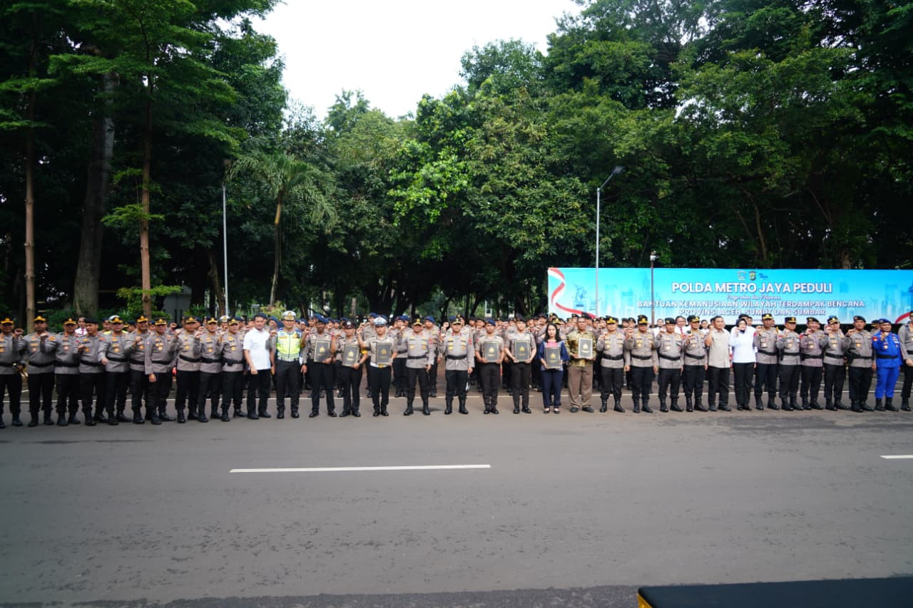 Beri Penghargaan Anggota, Kapolda Metro Jaya: Jangan Sakiti Hati Masyarakat
