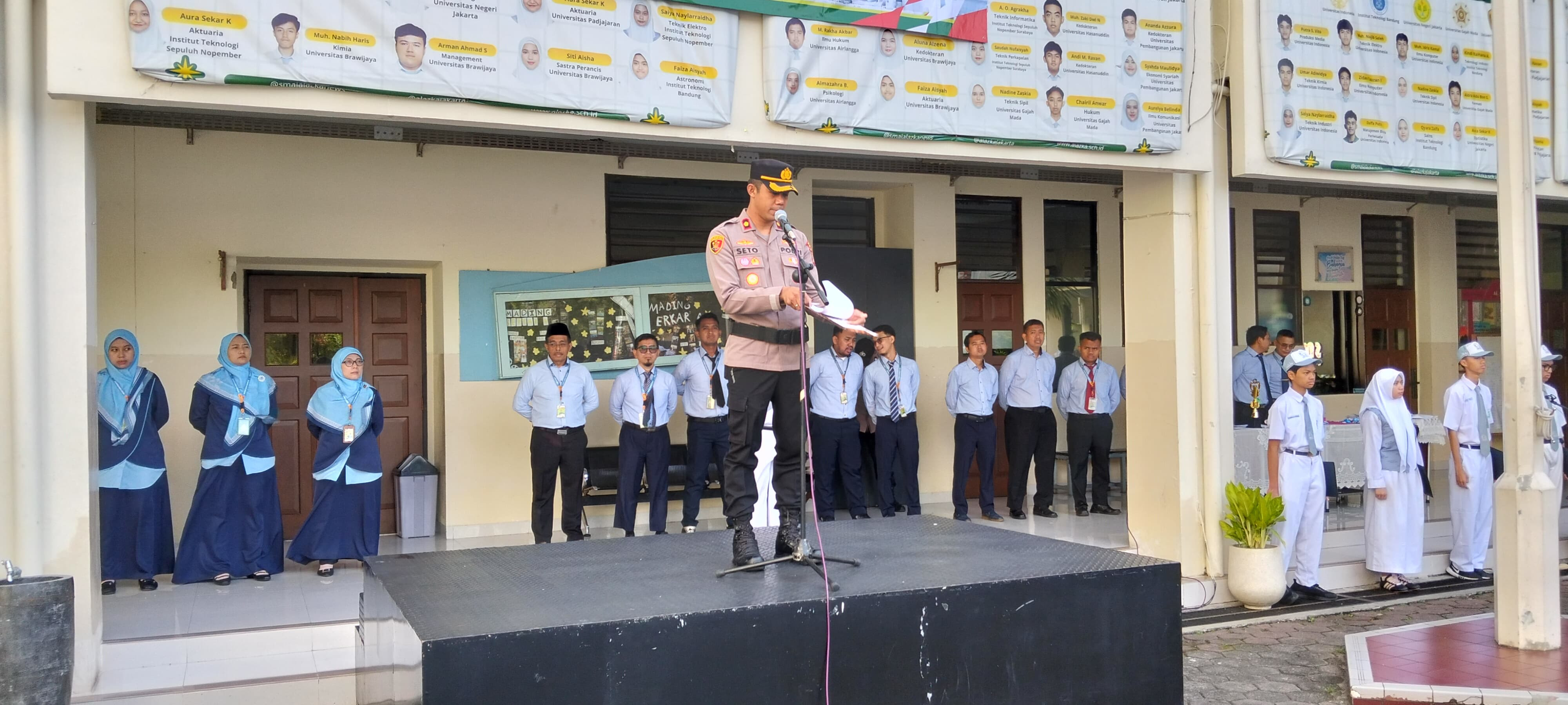 Police Goes to School, Polsek Kelapa Gading Ajak Siswa SMA Islam Al Azhar Cegah Bullying dan Kekerasan Digital