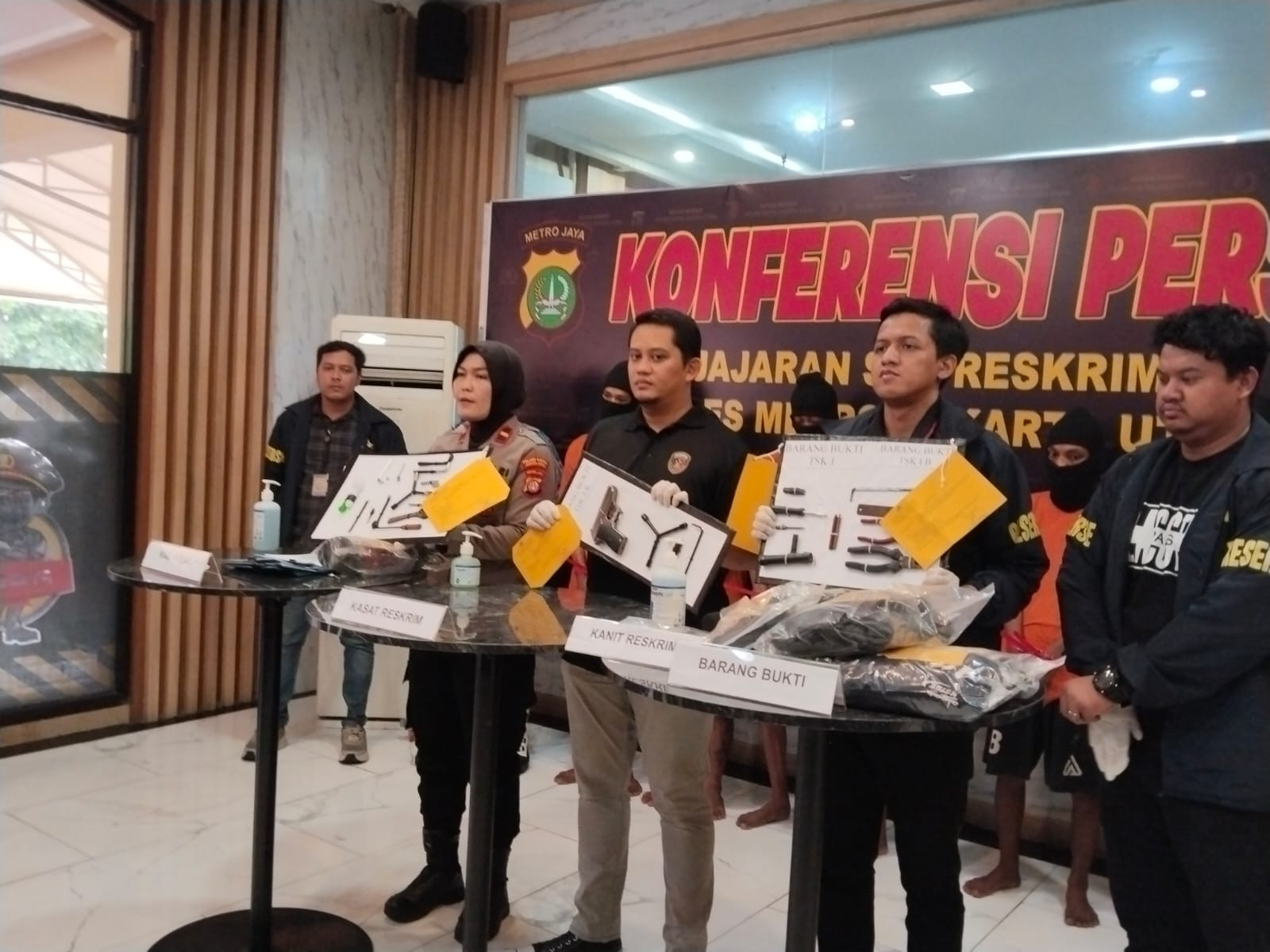 Polres Metro Jakarta Utara Tangkap Enam Pelaku Curanmor yang Beraksi di Koja dan Cilincing3