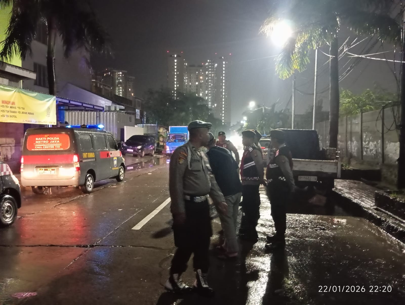 Jaga Jakarta, Polisi Gelar KRYD Humanis dan Tegas Cegah Tawuran di Penjaringan