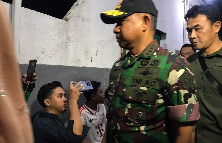 Panglima TNI Melayat ke Rumah Duka Almarhum Driver Ojol Affan Kurniawan