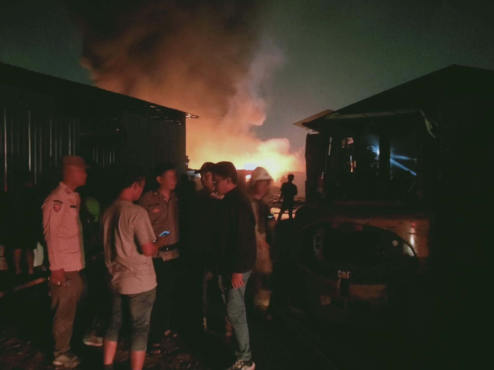 Gudang Oli dan Plastik di Kamal Muara Terbakar, 14 Unit Damkar Dikerahkan