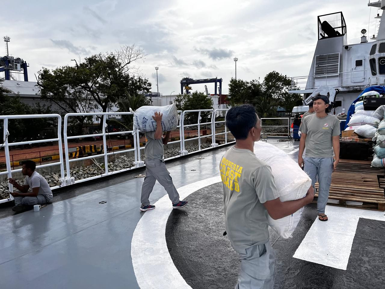 Bakamla RI Gelar Open Donasi untuk Korban Bencana di Sumatra