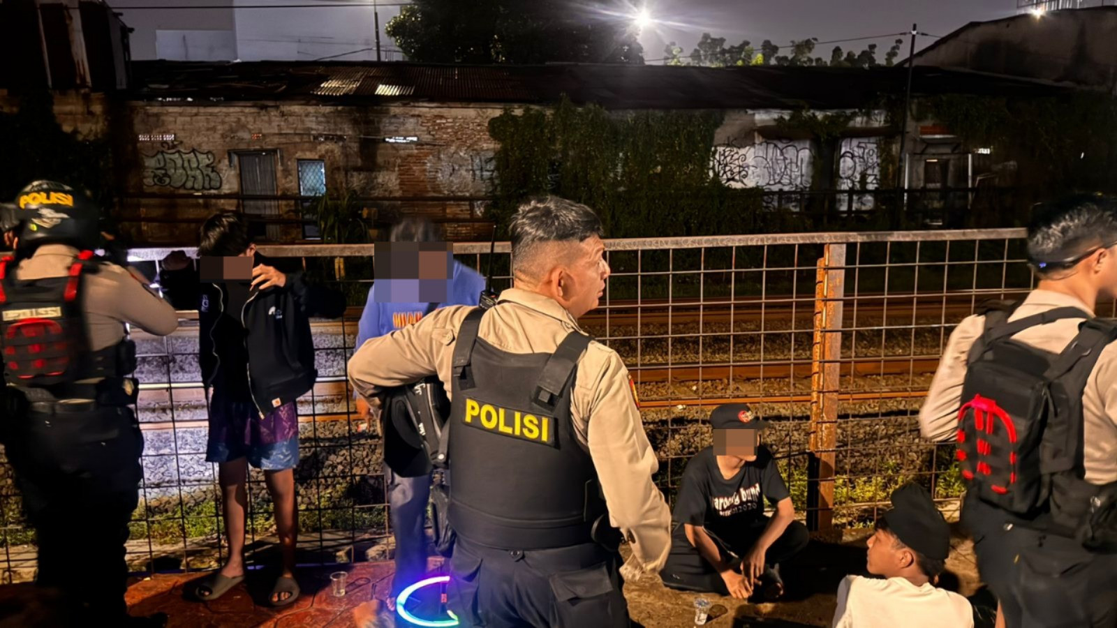 Tim 3P Polres Metro Jaksel Amankan 9 Pemuda Diduga Hendak Tawuran di Radio Dalam