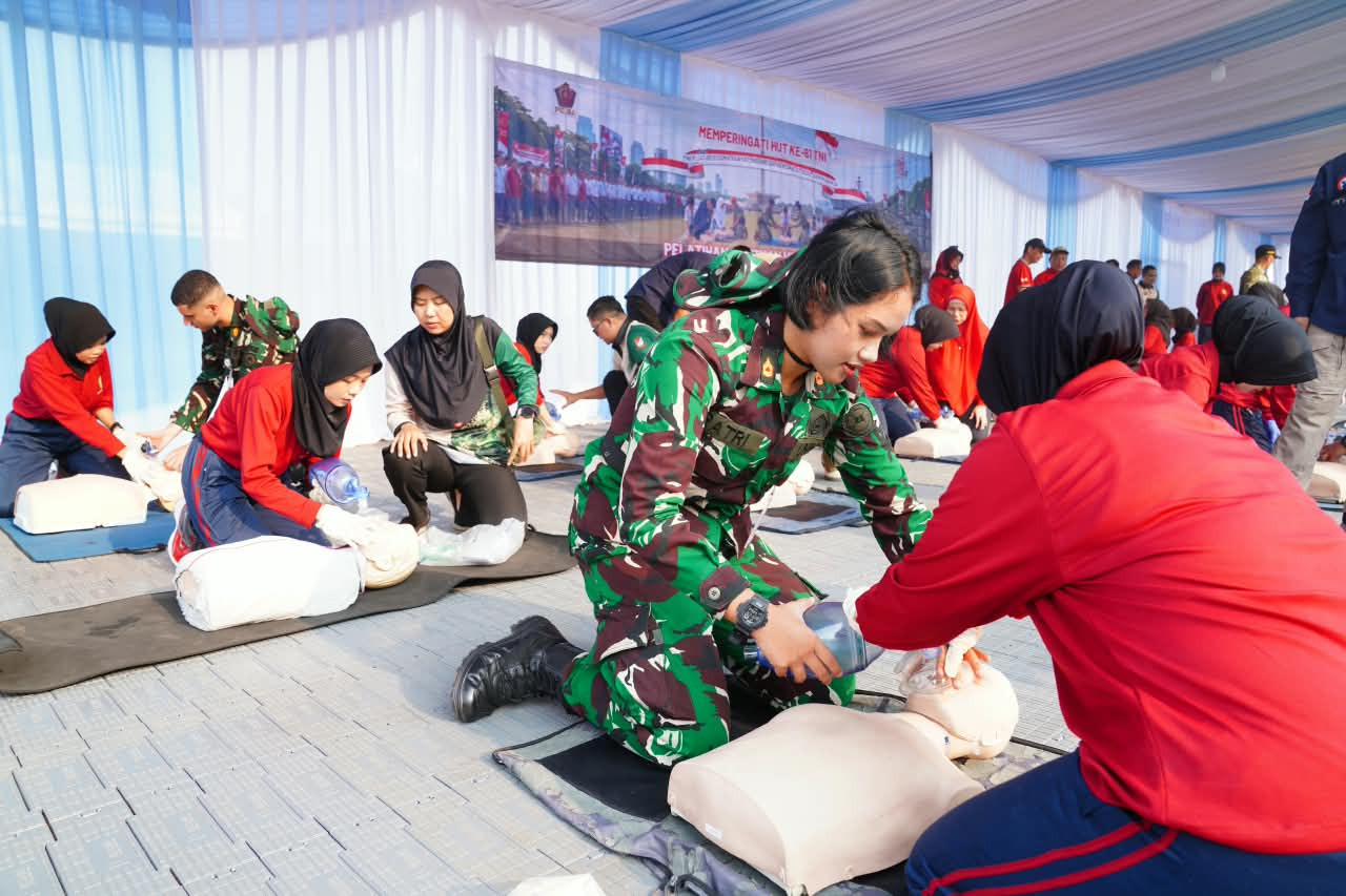 Kapuskes TNI Buka Bakti Sosial Kesehatan HUT Ke-81 TNI, Layani Masyarakat Serentak dan Tersebar Diseluruh Indonesia