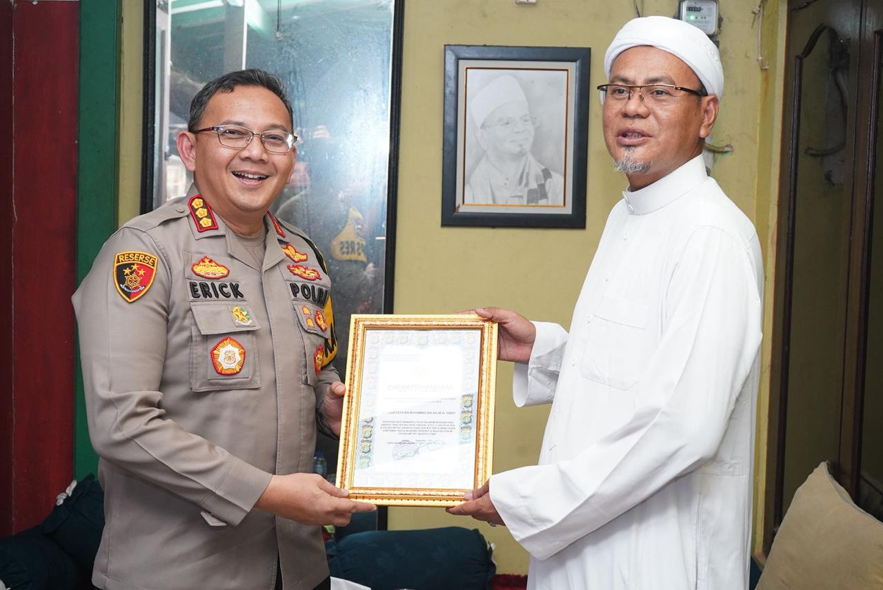Kapolres Metro Jakarta Utara Beri Penghargaan kepada Tokoh Agama atas Peran Aktif Menjaga Kamtibmas