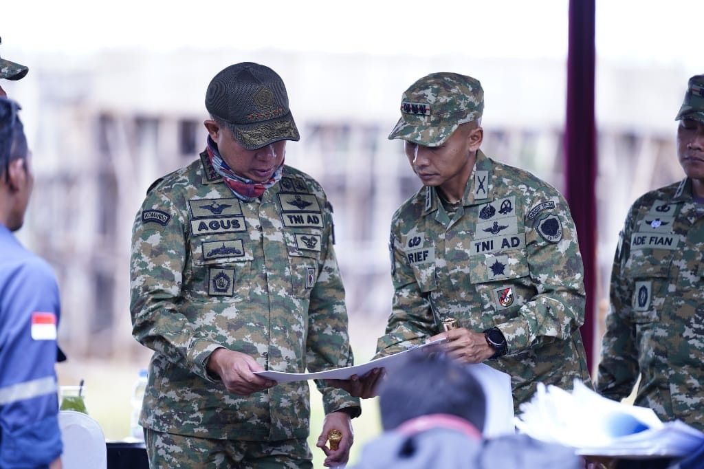 Panglima TNI Tinjau Yonif TP 890/Gardha Sakti di Garut, Jawa Barat