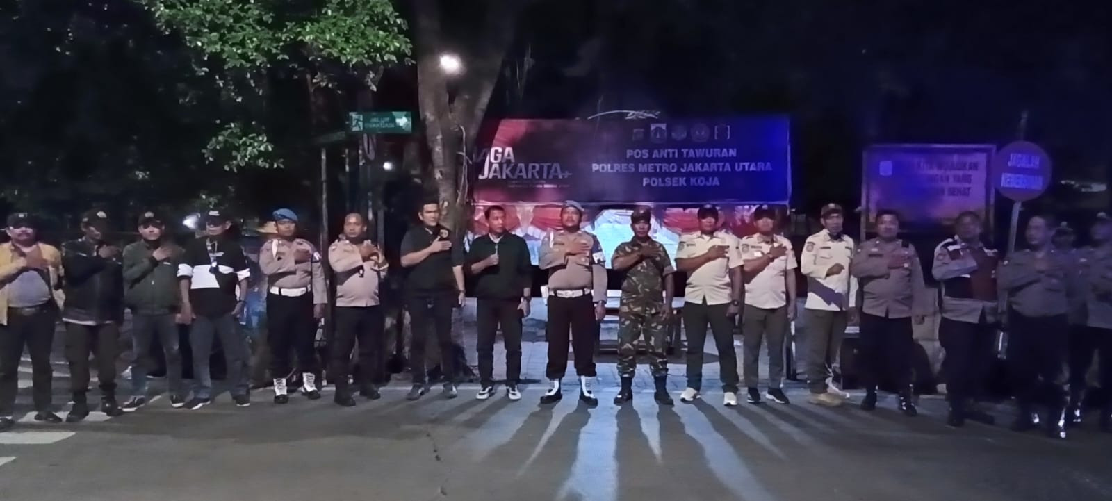 Polsek Koja Gelar Patroli Skala Besar Dukung Program “Jaga Jakarta, Jaga Lingkungan dan Jaga Warga”