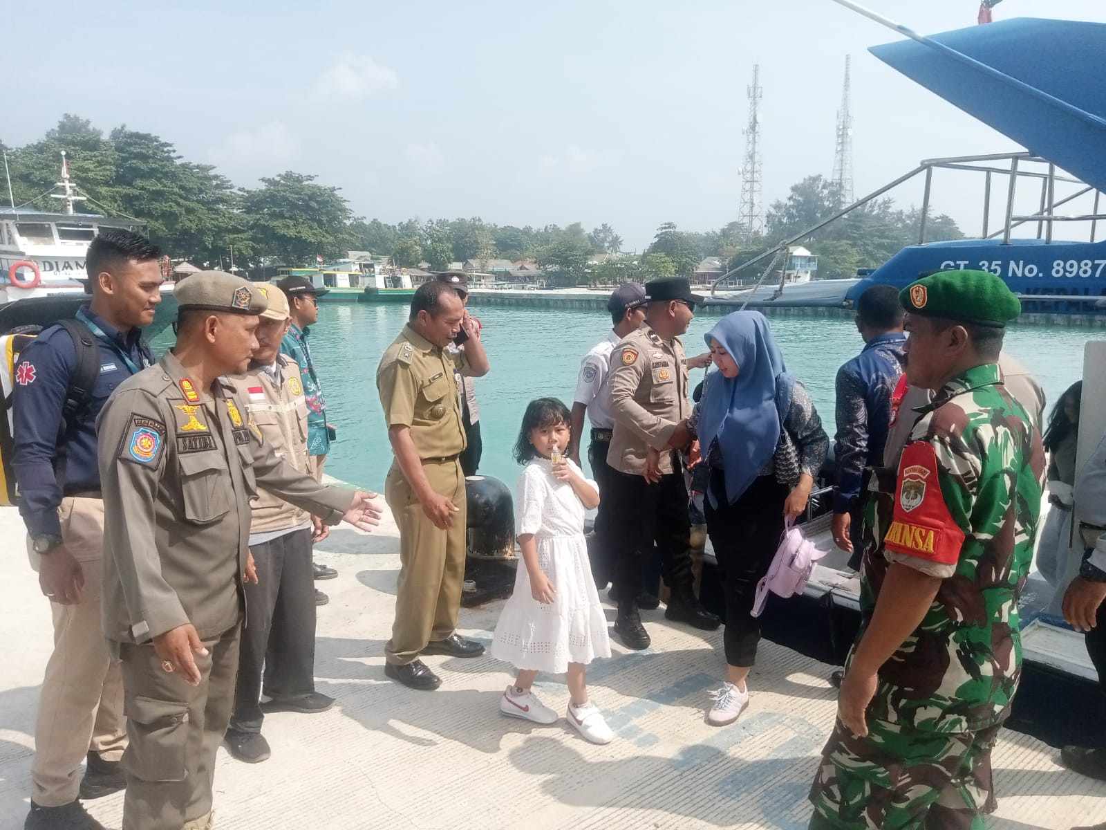 Pos Pengamanan Natal dan Tahun Baru 2026 Hadir di Pulau Pari, Wujud Layanan Aman bagi Warga dan Wisatawan