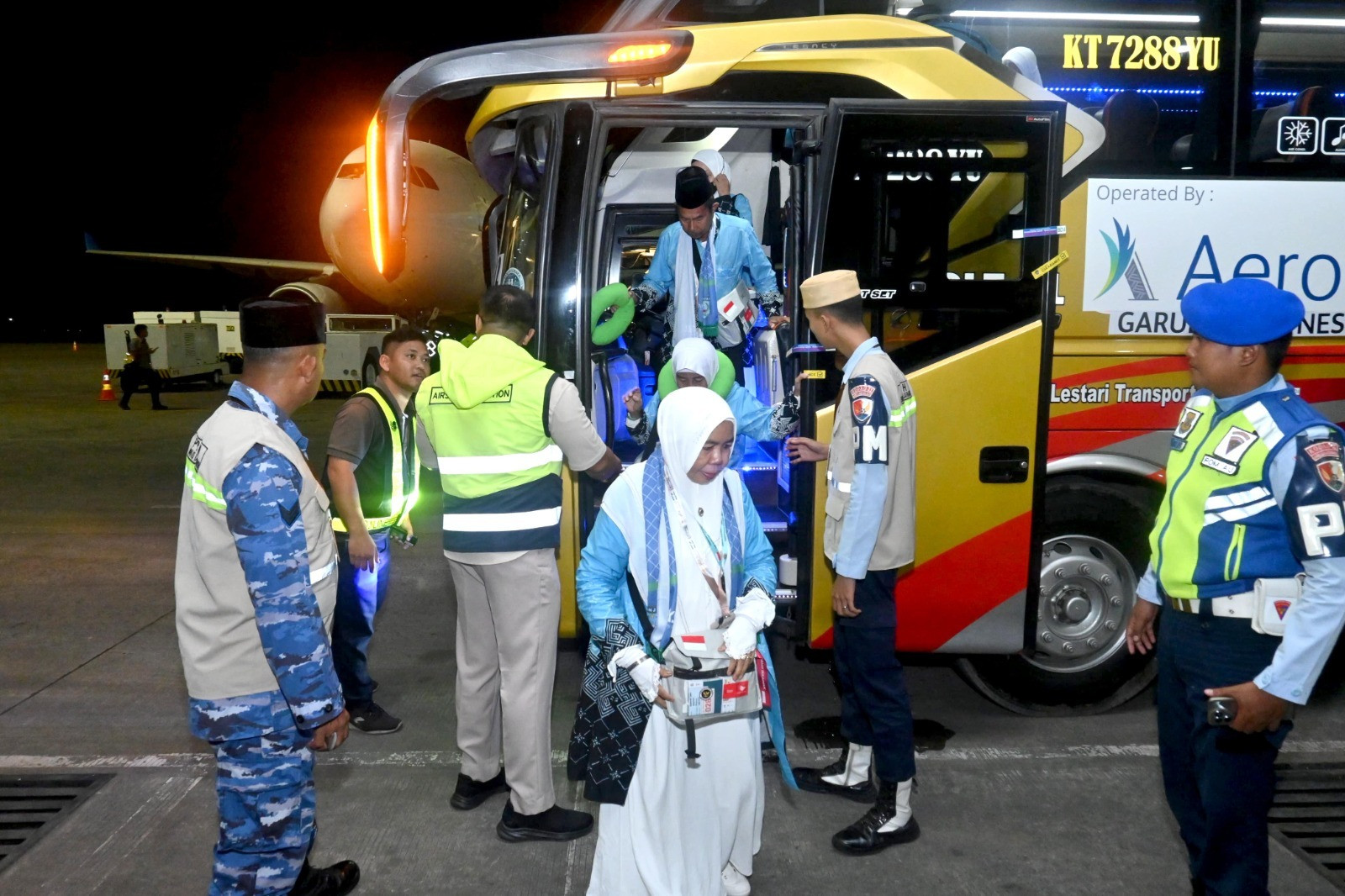 Lanud Sjamsudin Noor Hadir di Tengah Jamaah, Mengawal Keberangkatan Haji dengan Sepenuh Hati