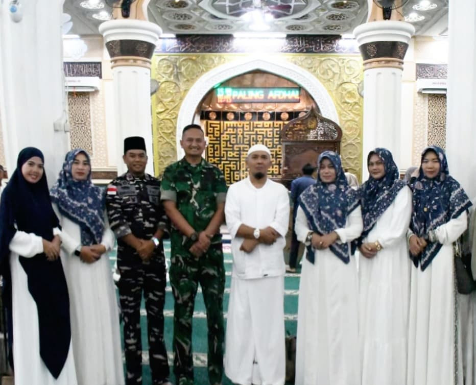 Danlanal Sabang dan Prajurit Lanal Sabang Ikuti Sabang Berzikir Untuk Banjir Sumatera