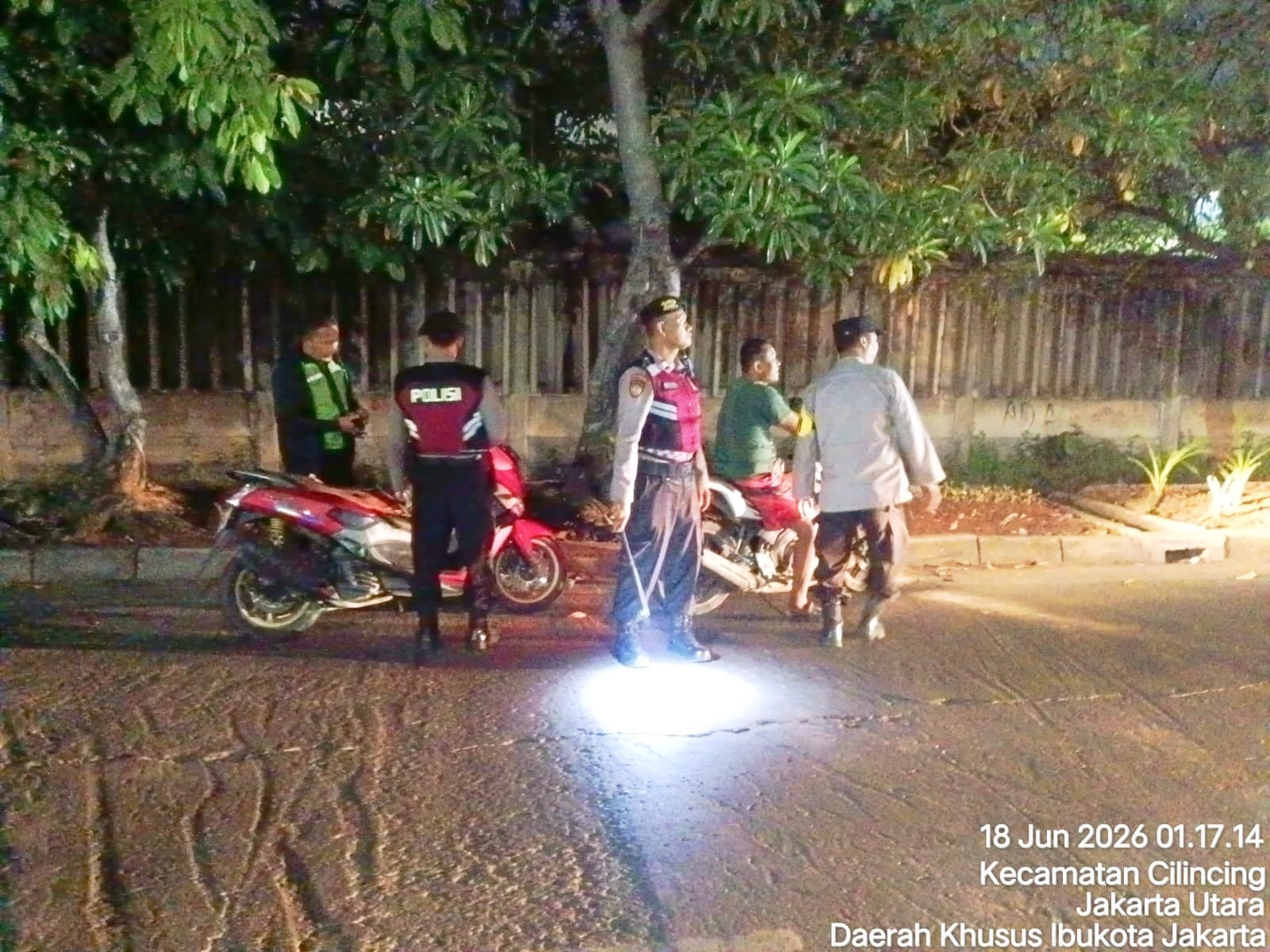 Polsek Cilincing Gelar Patroli KRYD dan Razia Stasioner, Antisipasi Tawuran serta Kejahatan Jalanan