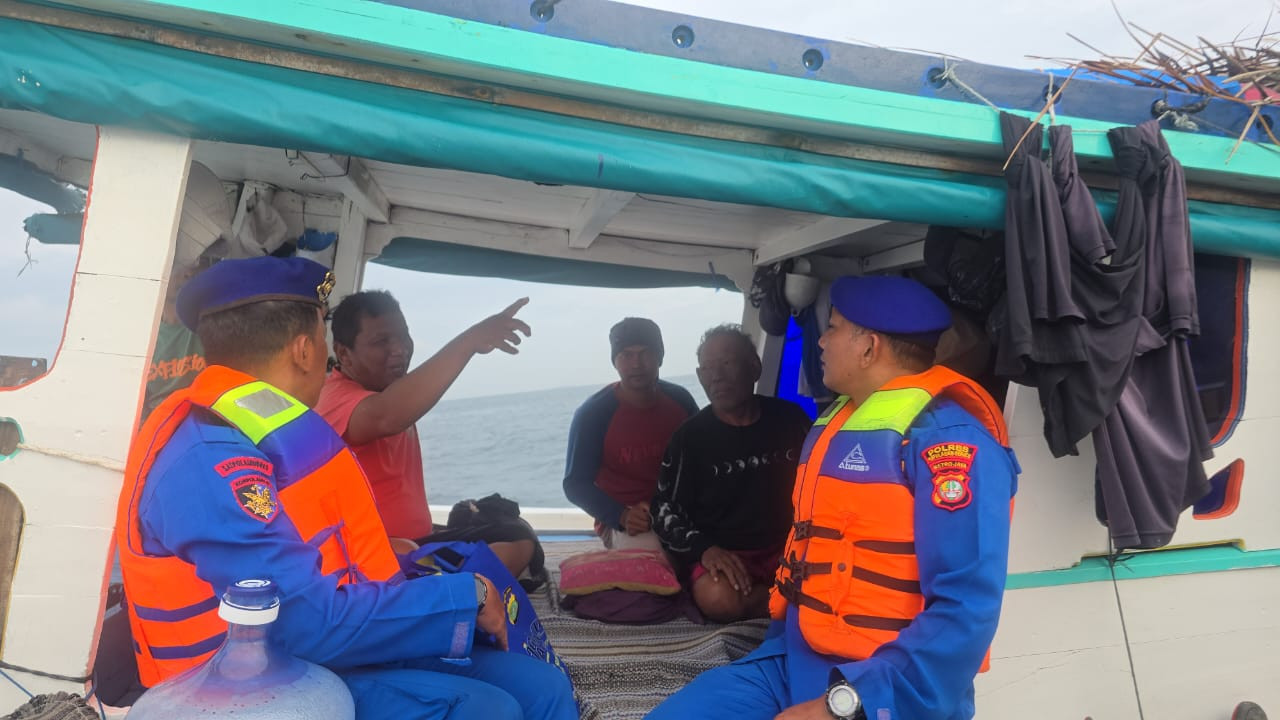 Patroli Dialogis Laut Satpolairud Polres Kepulauan Seribu Antisipasi Kejahatan Perairan