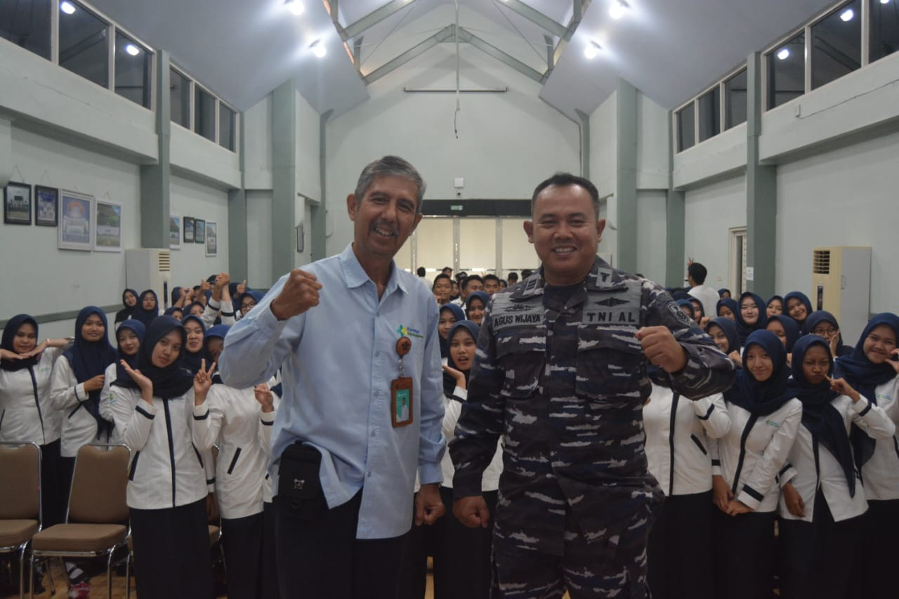 Mahasiswa Prodi D3 Keperawatan Blitar Terima Materi Tanggap Darurat Konsep Kesehatan Berbasis Kepulauan