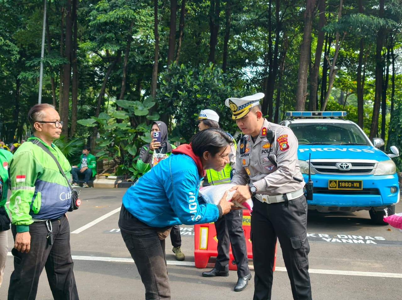 Lewat Sabtu Peduli, Polda Metro Jaya Perkuat Kolaborasi dengan Sabuk Kamtibmas