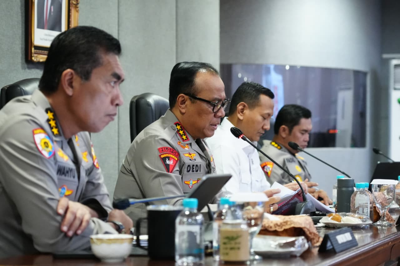 Tindak Lanjuti Arahan Presiden, Wakapolri dan Wamen Kehutanan Konsolidasikan Langkah Nasional Hadapi El Nino dan Karhutla