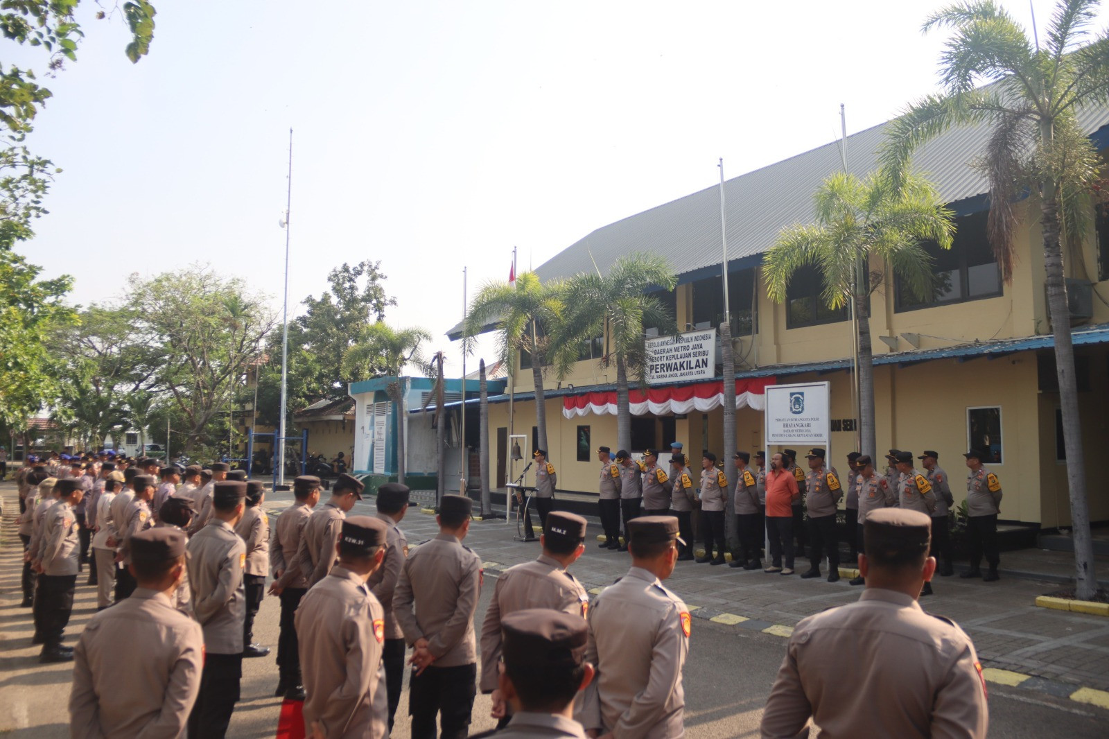 Kapolres Kepulauan Seribu Tekankan Jaga Nama Baik Polri dan Sukseskan Program Jaga Jakarta+