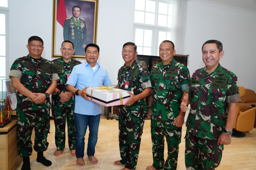 Mabes TNI Pererat Silaturahmi dengan Sesepuh Jenderal TNI (Purn) Dr. Moeldoko