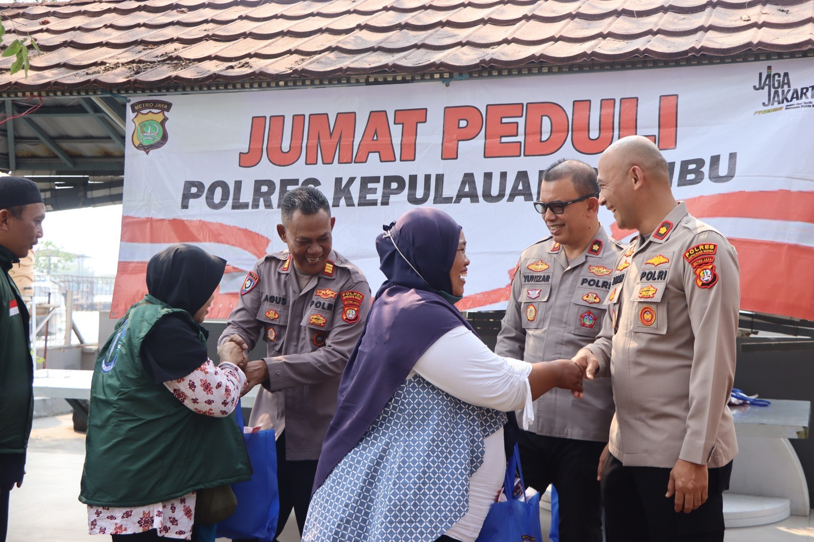 Wakapolres Kepulauan Seribu Rangkul Sabuk Kamtibmas, Sosialisasikan Layanan Polisi 110 untuk Dukung Jaga Jakarta