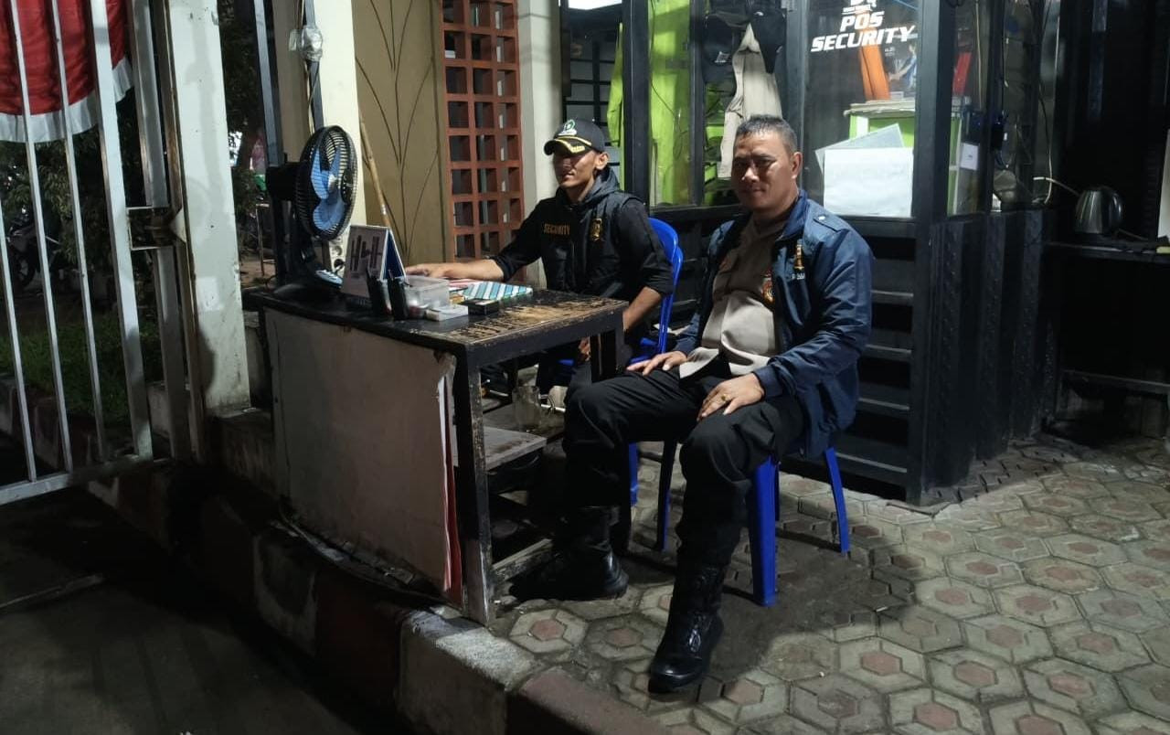 Polsek Pondok Gede Sambang Security Perumahan Premier Estate 2, Ingatkan Pentingnya Kewaspadaan
