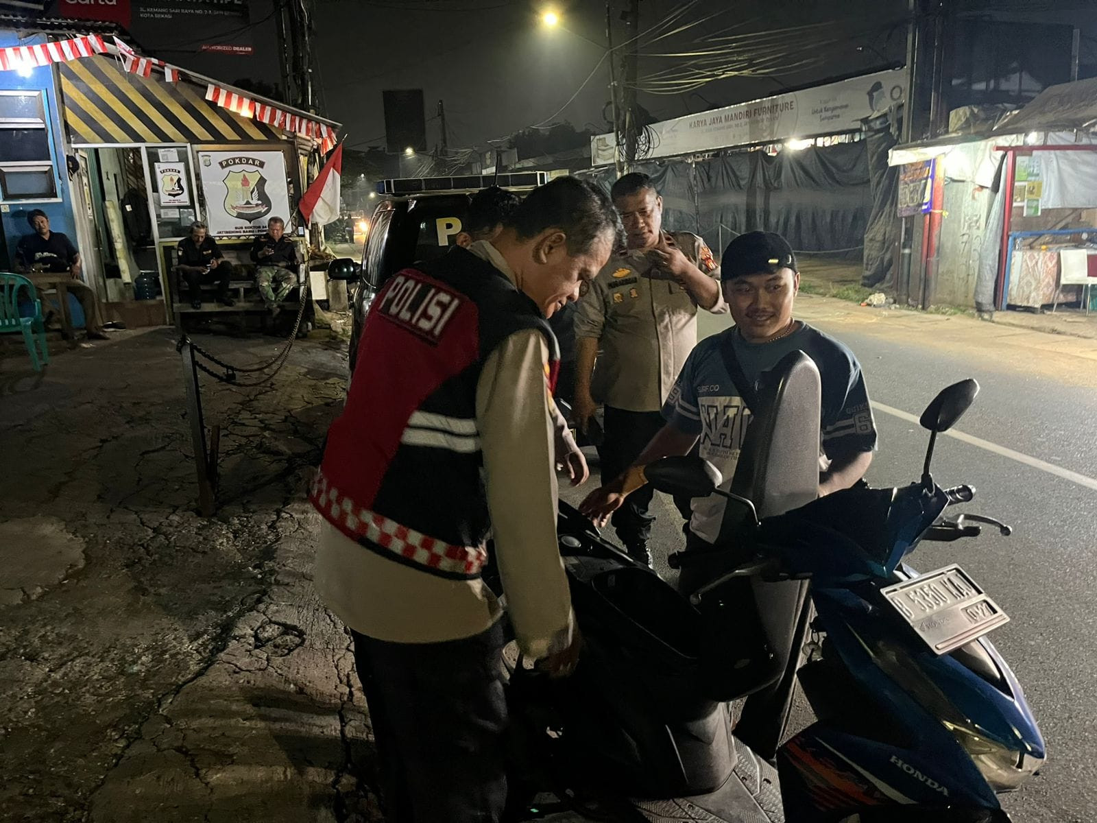 Polsek Pondok Gede Patroli Malam Minggu, Antisipasi Gangguan Kamtibmas
