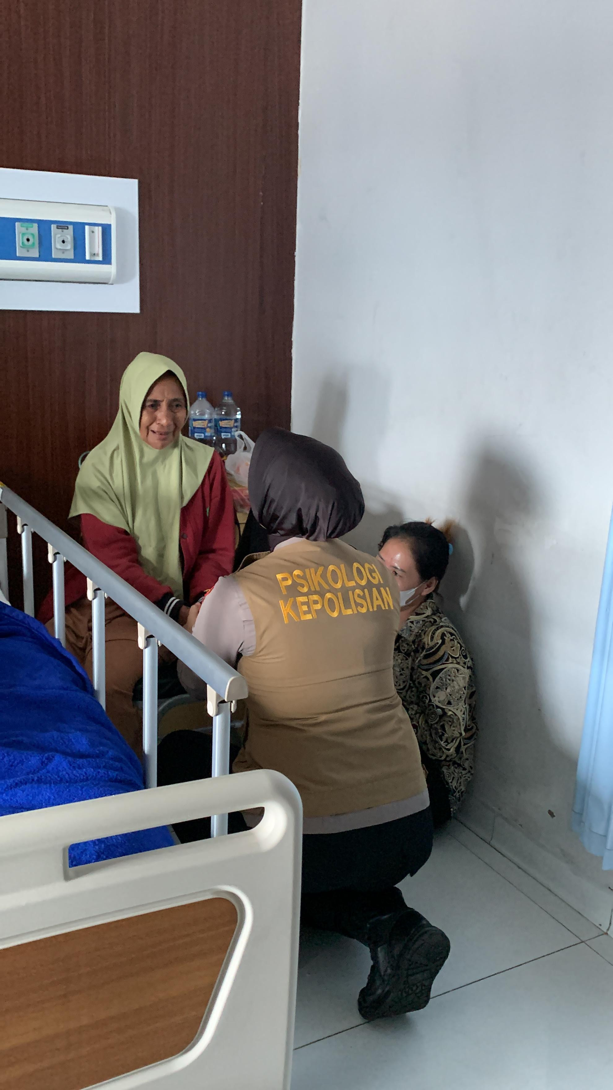 Polda Metro Jaya Dampingi Siswa SDN 01 Kalibaru Pulih dari Trauma Usai Insiden Kecelakaan