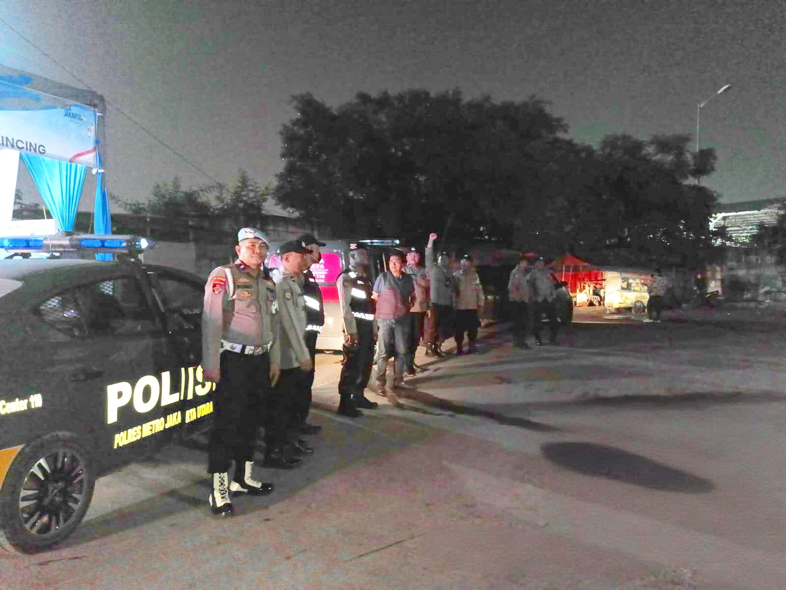 Patroli Gabungan Polsek Cilincing dan Satpol PP Digelar Tengah Malam, Sasar Titik Rawan Tawuran