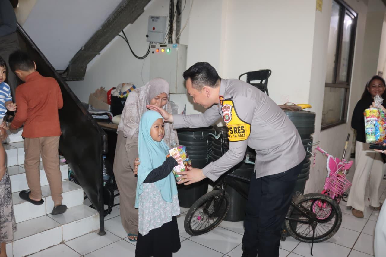 Jumat Curhat dan Peduli Polres Tangsel Ajak Warga Jaga Lingkungan dan Kamtibmas