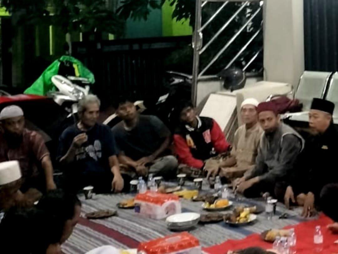 Lewat Ngopi Kamtibmas Polsek Bekasi Selatan Edukasi Kamtibmas Kepada Warga Jakamulya