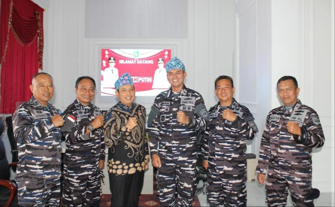 Pererat Silaturahmi, Danlanal Bengkulu Laksanakan Courtesy Call (CC) ke Walikota Bengkulu