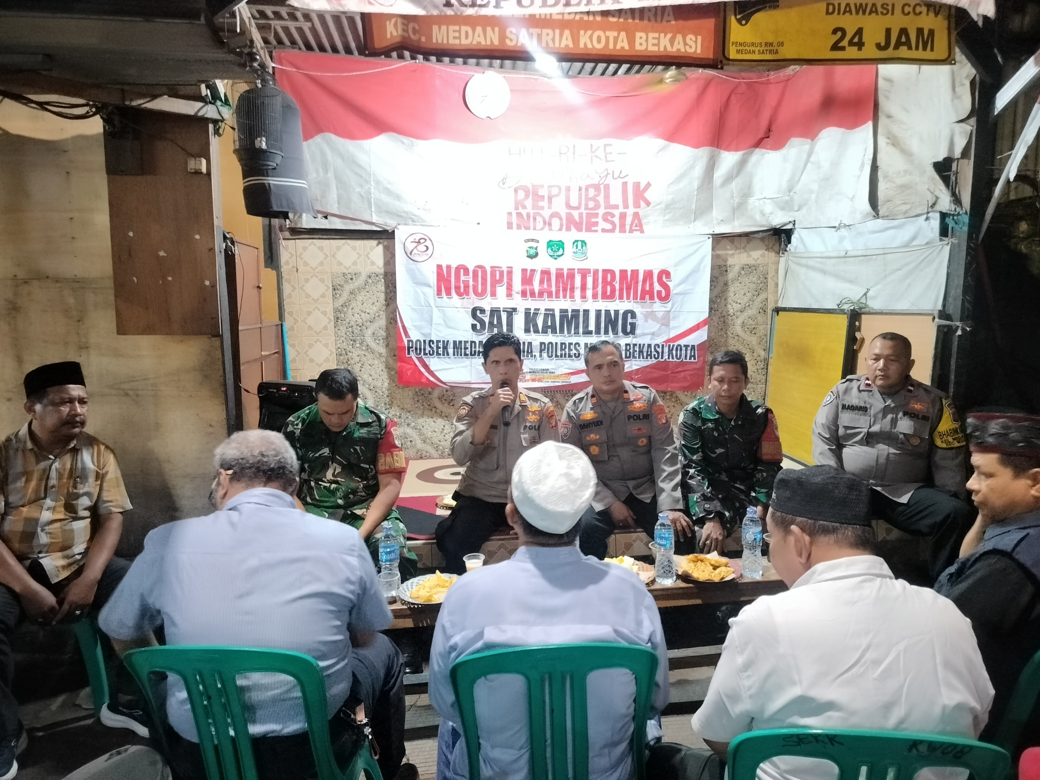 Ngopi Kamtibmas Polsek Medansatria Perkuat Sinergi dengan Warga Medansatria