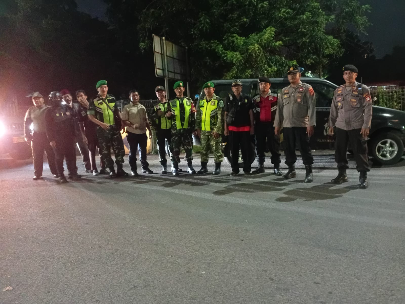 Sinergitas TNI dan Polri dalam Menjaga Keamanan Warga Bekasi Barat