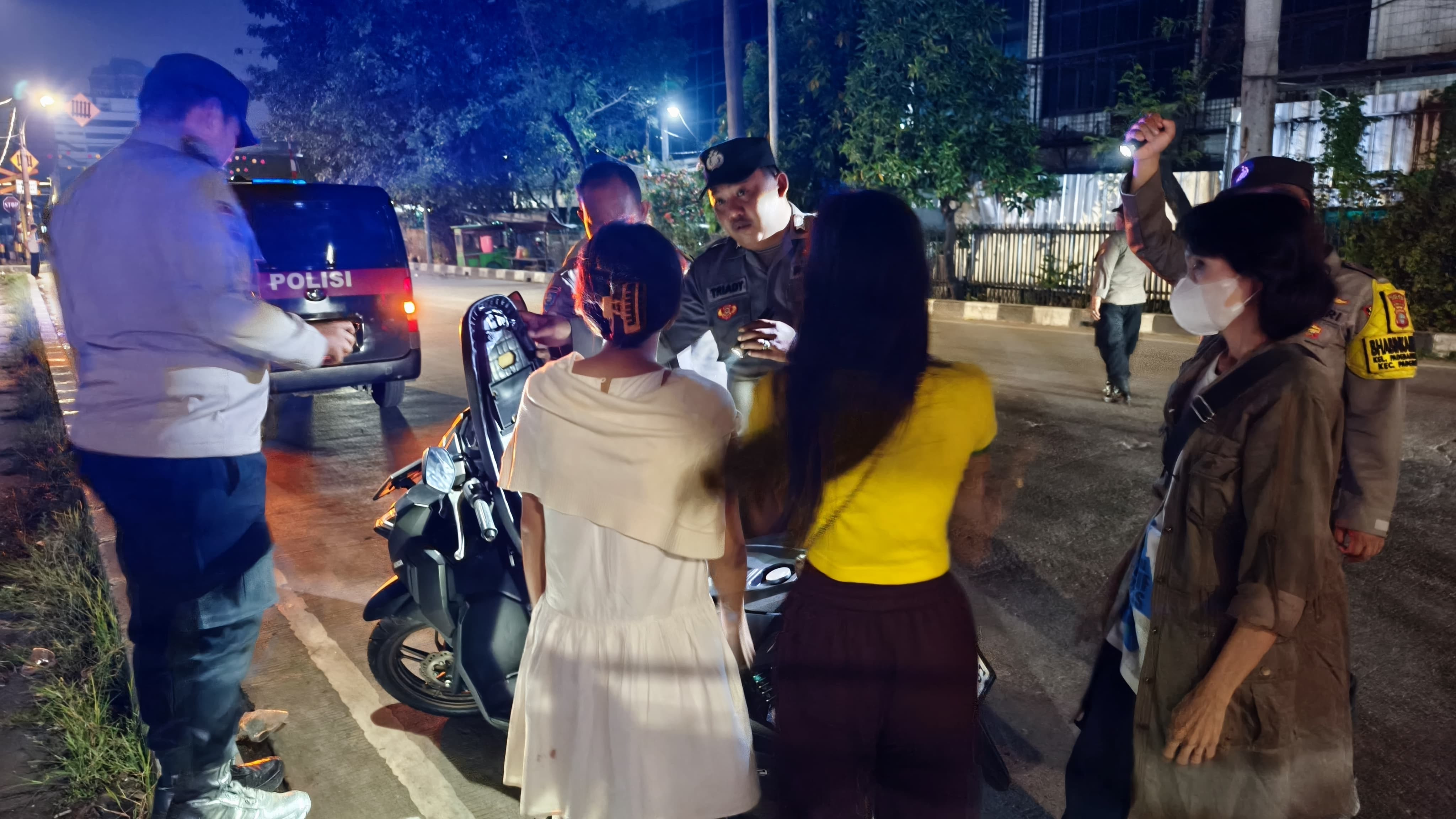 Polsek Pademangan Gelar Patroli KRYD dan Operasi Razia Stasioner, Antisipasi Tawuran dan Kejahatan Jalanan