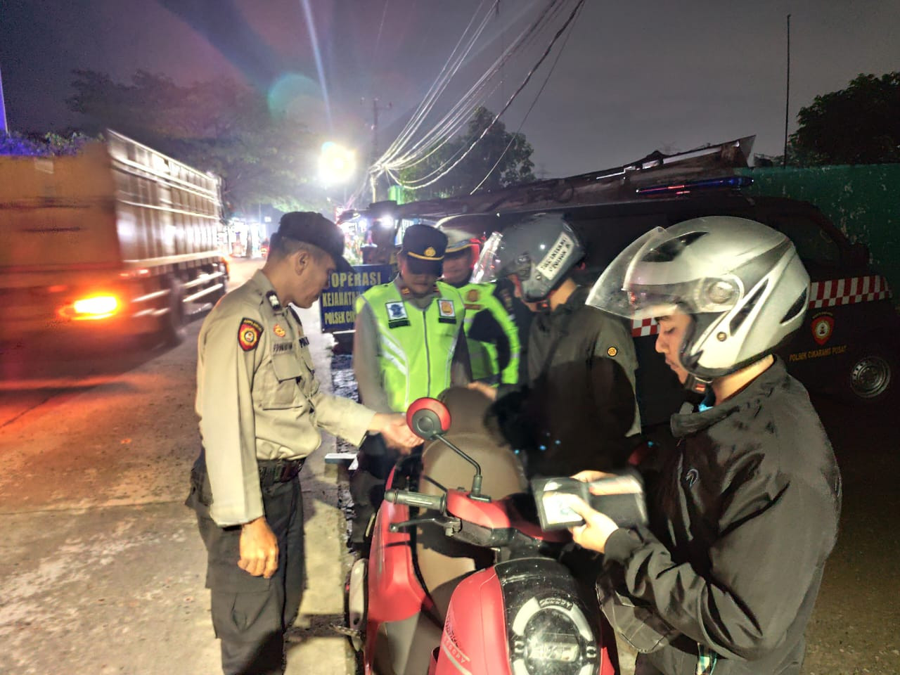Polsek Cikarang Pusat Gelar Operasi Kejahatan Jalanan, Amankan Satu Motor Tanpa Dokumen