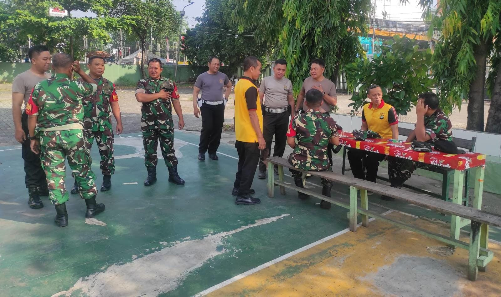 Silaturahmi dan Jalan Santai TNI-Polri: Perkuat Soliditas Lewat Olahraga Bersama