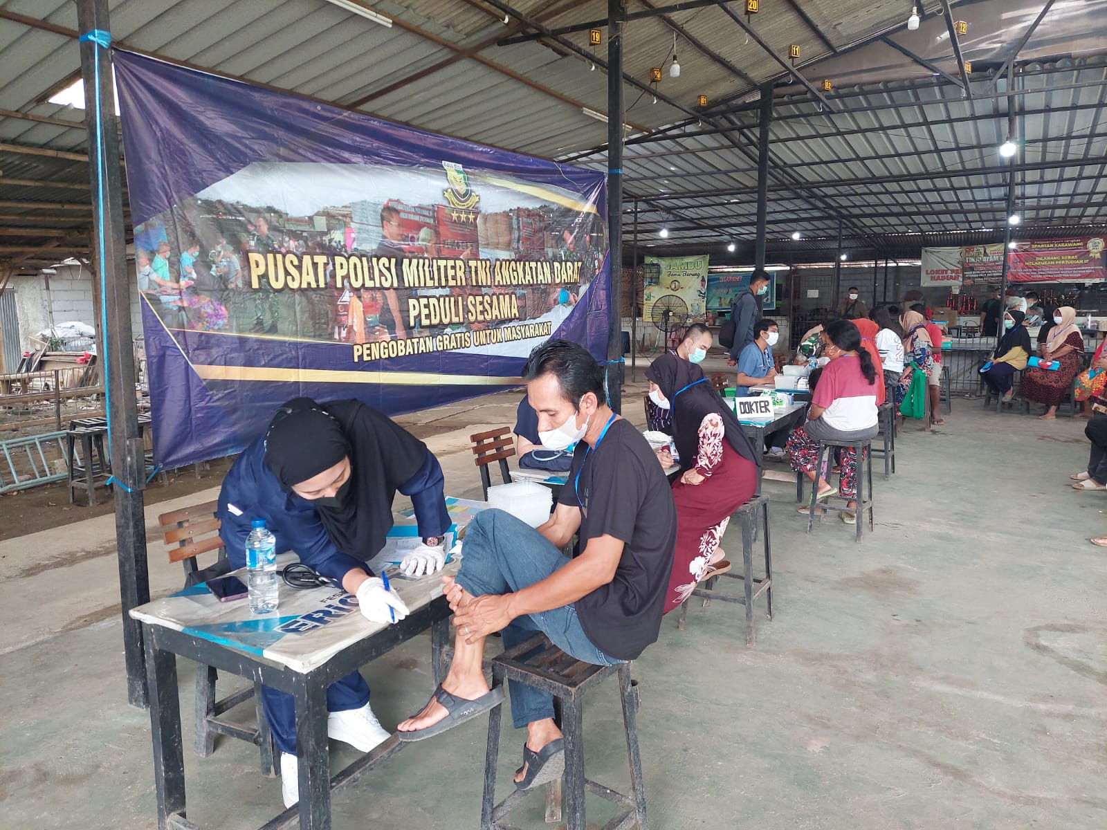 Sinergi TNI-Polri dan Tiga Pilar: Baksos Pengobatan Gratis Digelar di Bekasi Utara