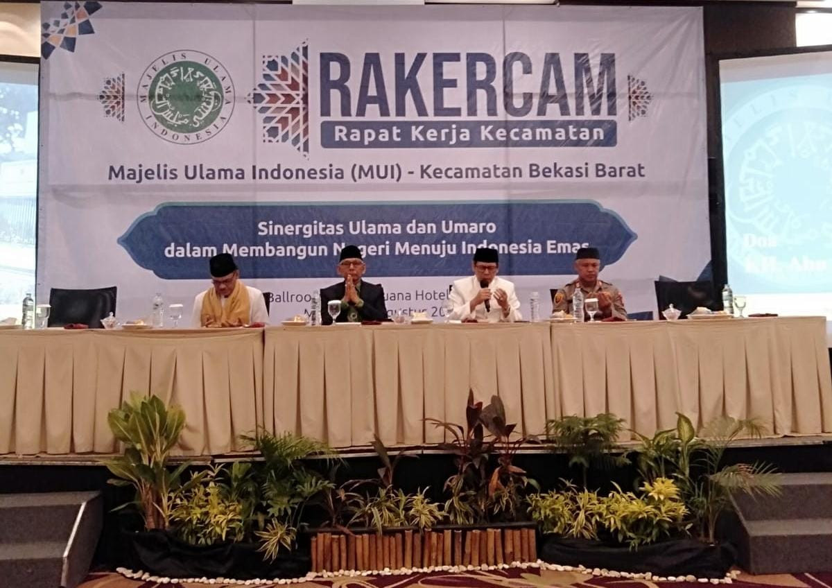Kapolsek Bekasi Barat Hadiri Rakercam MUI Kecamatan Bekasi Barat untuk Perkuat Sinergitas Ulama dan Polri