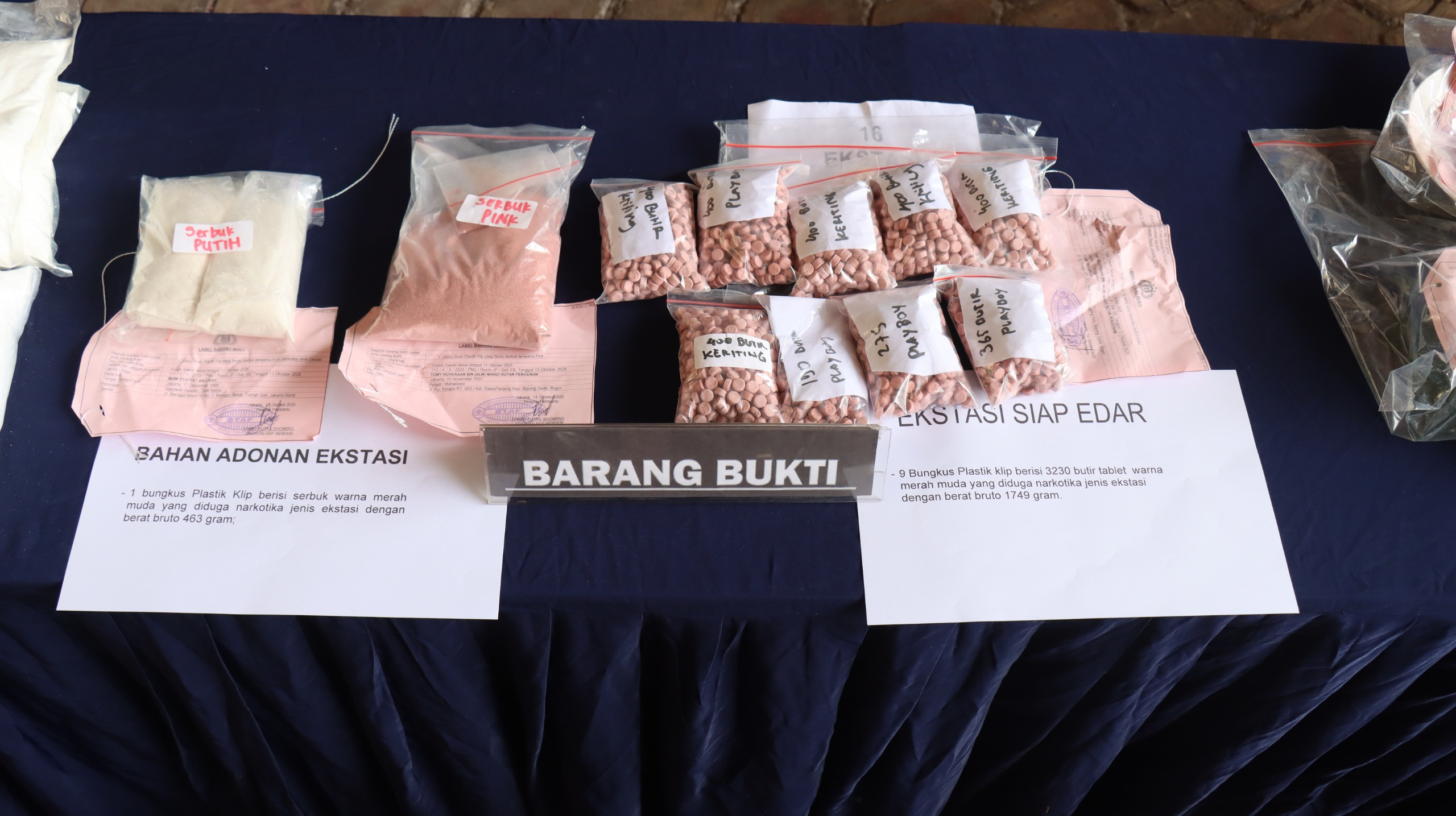 Polsek Sawah Besar Bongkar Pabrik Ekstasi Rumahan di Kedoya, 80 Ribu Butir Gagal Edar