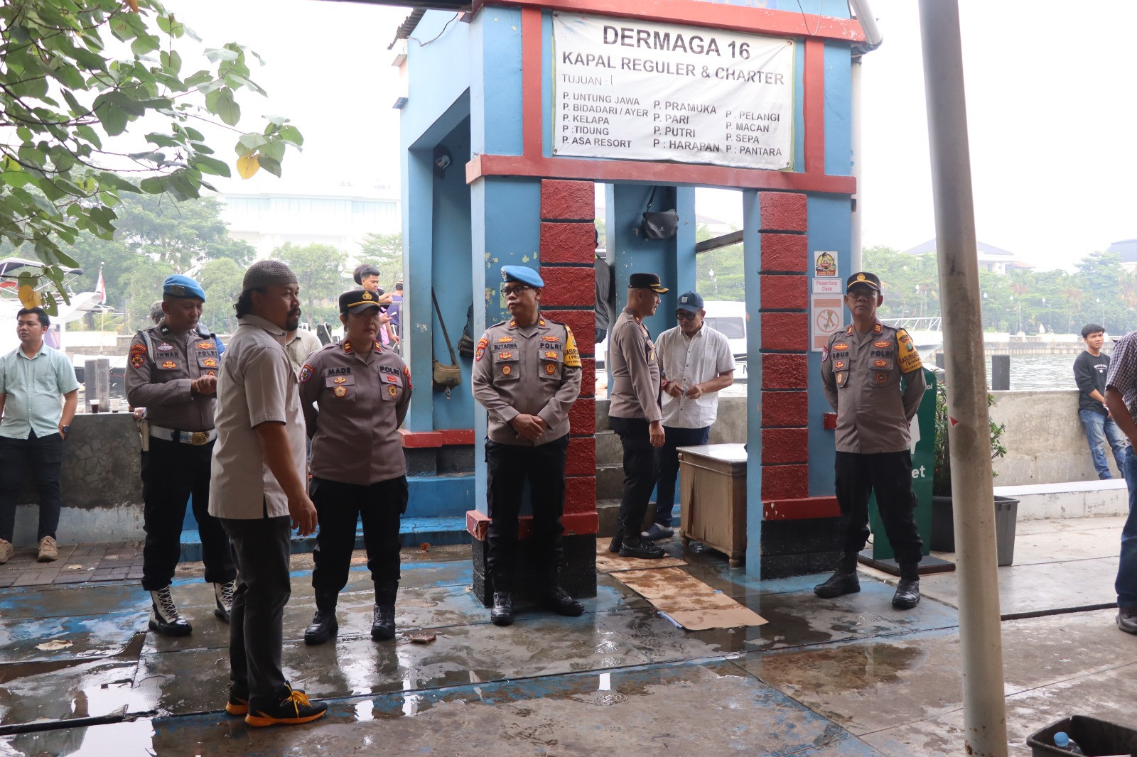 Strong Point Polres Kepulauan Seribu di Marina Ancol, Sosialisasikan Layanan 110 dan Imbau Keselamatan