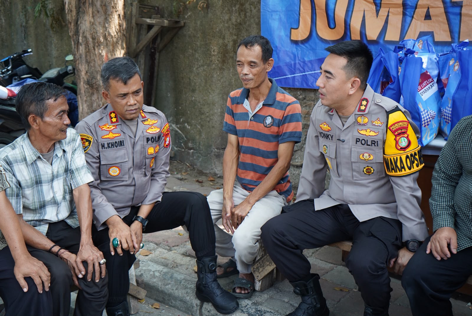 Polres Metro Jakarta Utara Hadir untuk Masyarakat Lewat Program Jumat Peduli
