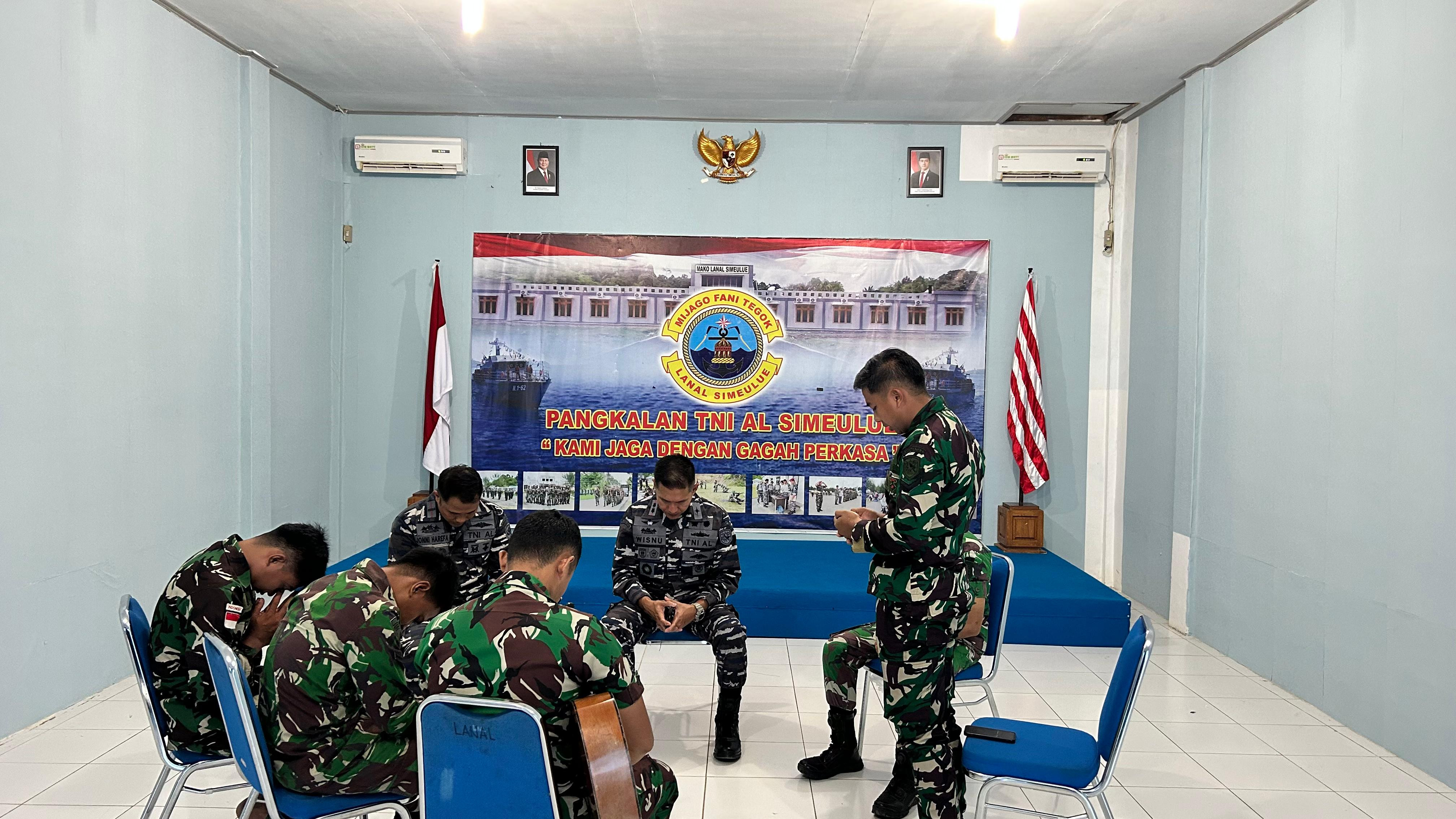 Danlanal Simeulue Beserta Prajurit Laksanakan Do'a Bersama Dalam Rangka Memperingati HUT Ke-80 RI