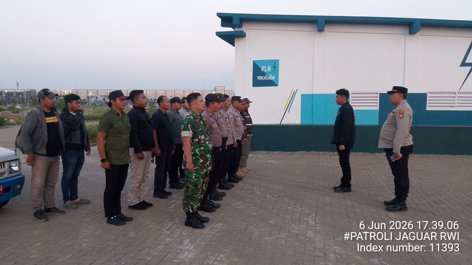 Polsek Metro Penjaringan Gelar Apel Pengamanan Ibadah Puja Waisak 2026 di Wihara Si Mian Fo PIK