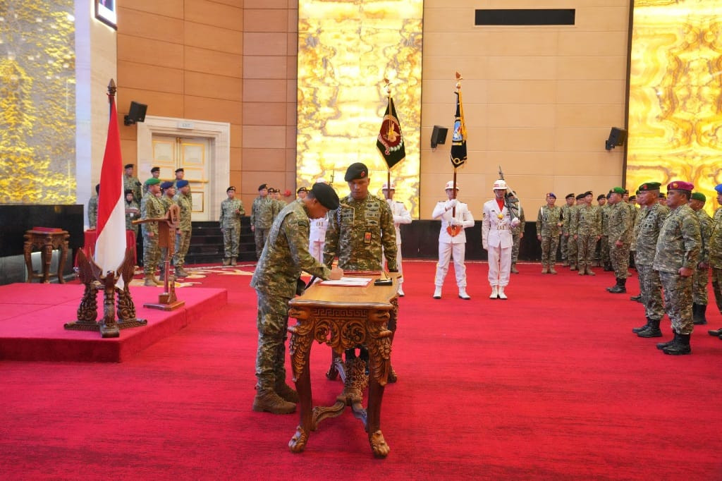 Panglima TNI Pimpin Penyerahan dan Pelantikan Jabatan di Lingkungan TNI